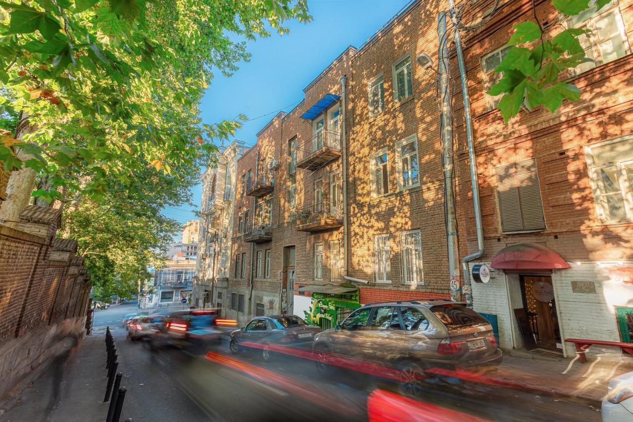 Cozy Room In Old Tbilisi, In Front Of Wine Factory Buitenkant foto